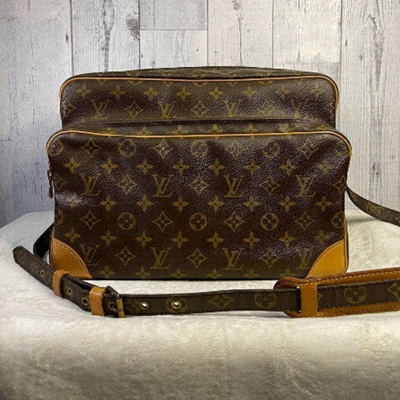 Louis Vuitton Bags Louis Vuitton Nile Crossbody Bag In